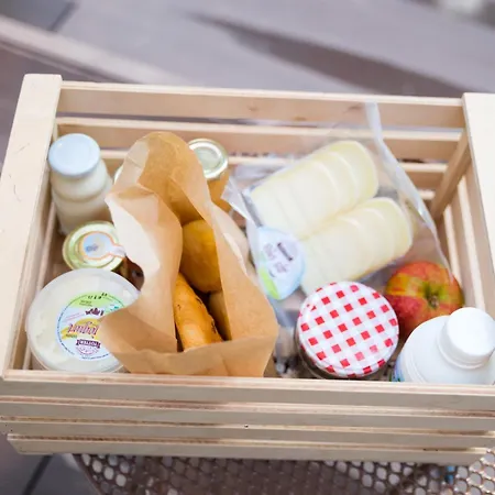 Magnolia House By The River * Metlika