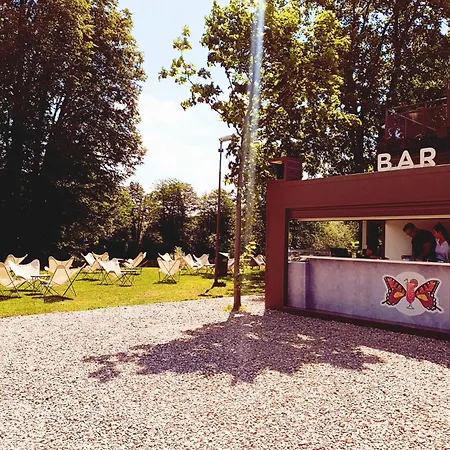 Magnolia House By The River Metlika