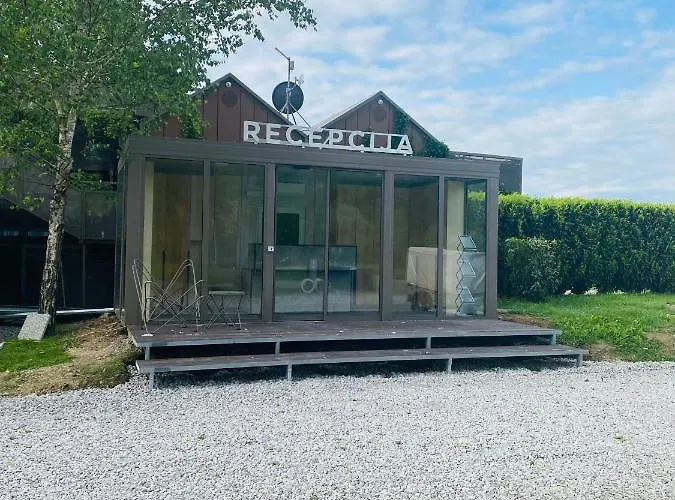 Magnolia House By The River 別荘