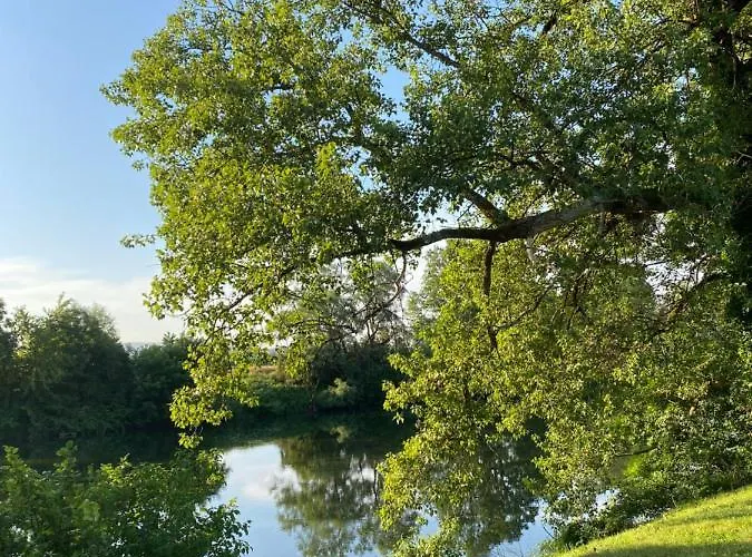 Σπίτι διακοπών Magnolia House By The River Metlika