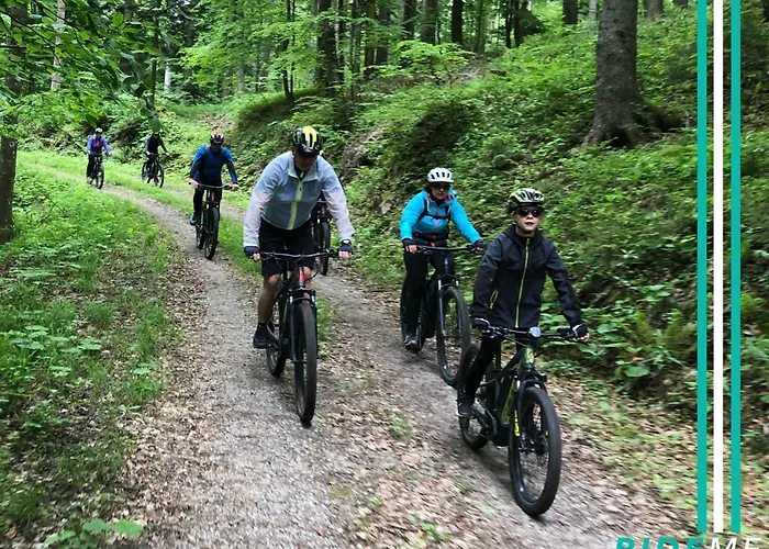 別荘 Magnolia House By The River