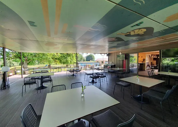 Casa de Férias Magnolia House By The River Metlika